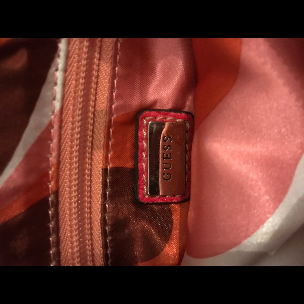 Guess Handbag - Picture 5 of 8